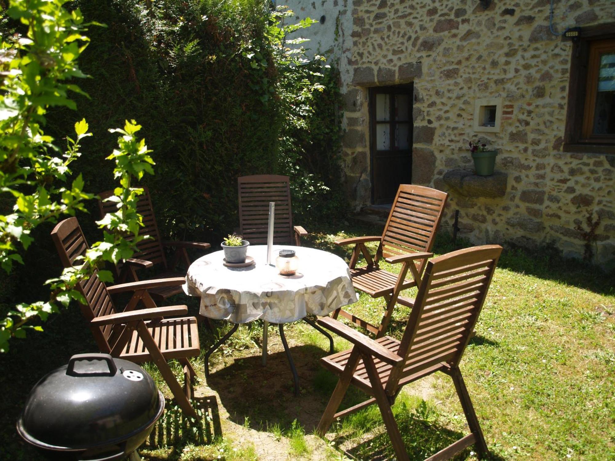 Tranquille Vienne Gites A Chirac Dept Charente Kültér fotó